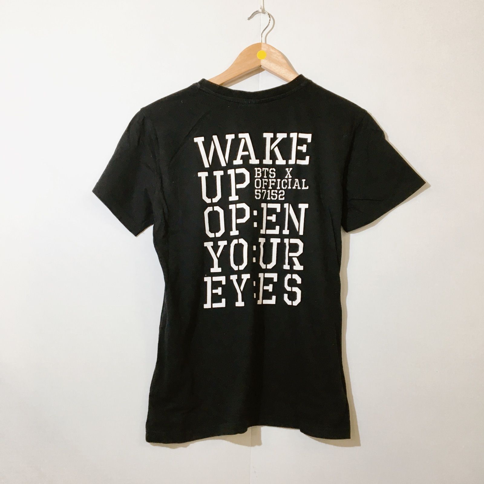 美品】 BTS 1st JAPAN TOUR 2015 WAKE UP OPEN YOUR EYES 公式