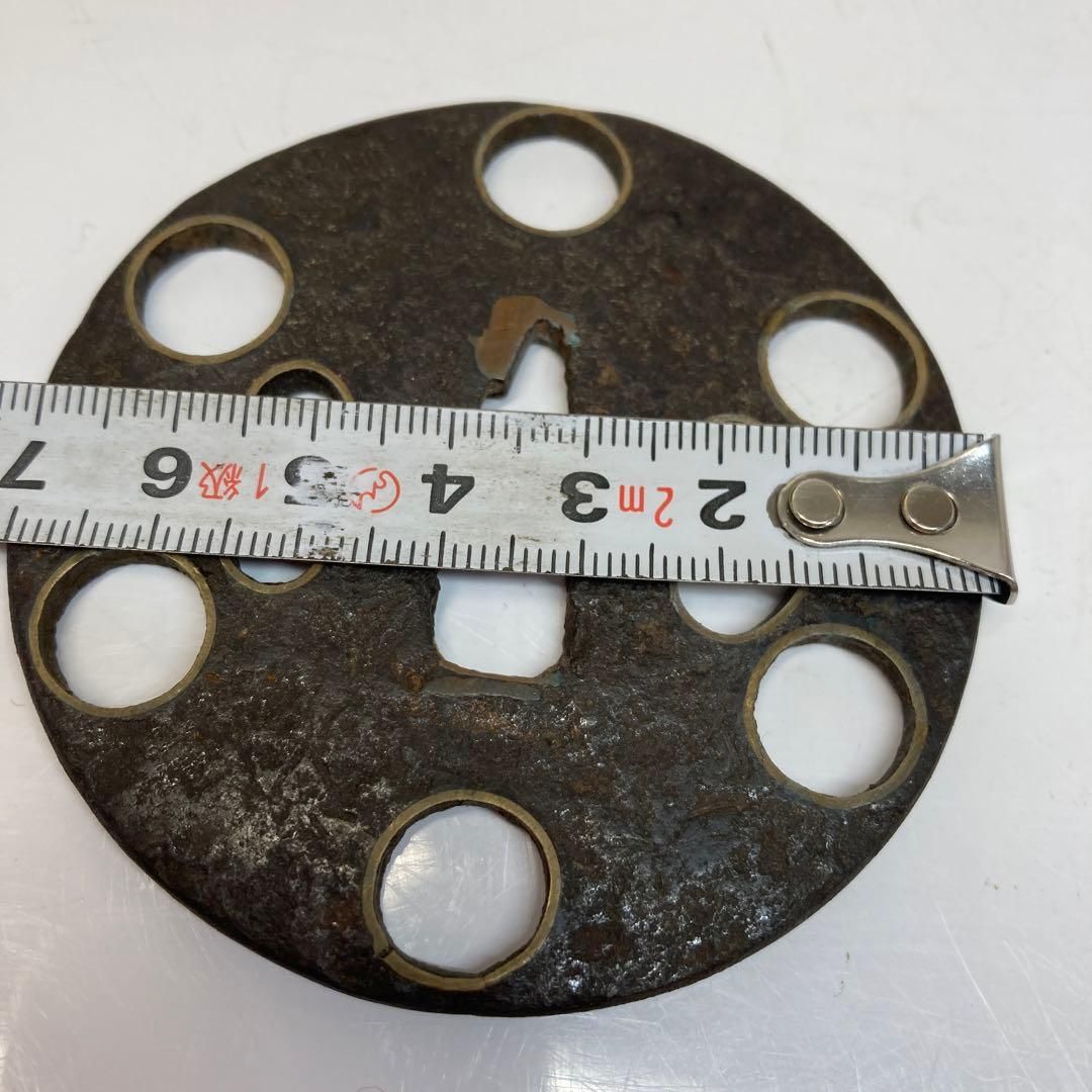 円形鍔 梅・桜透かし 放射状やすり 武具 ツバ かわいい鍔 つば