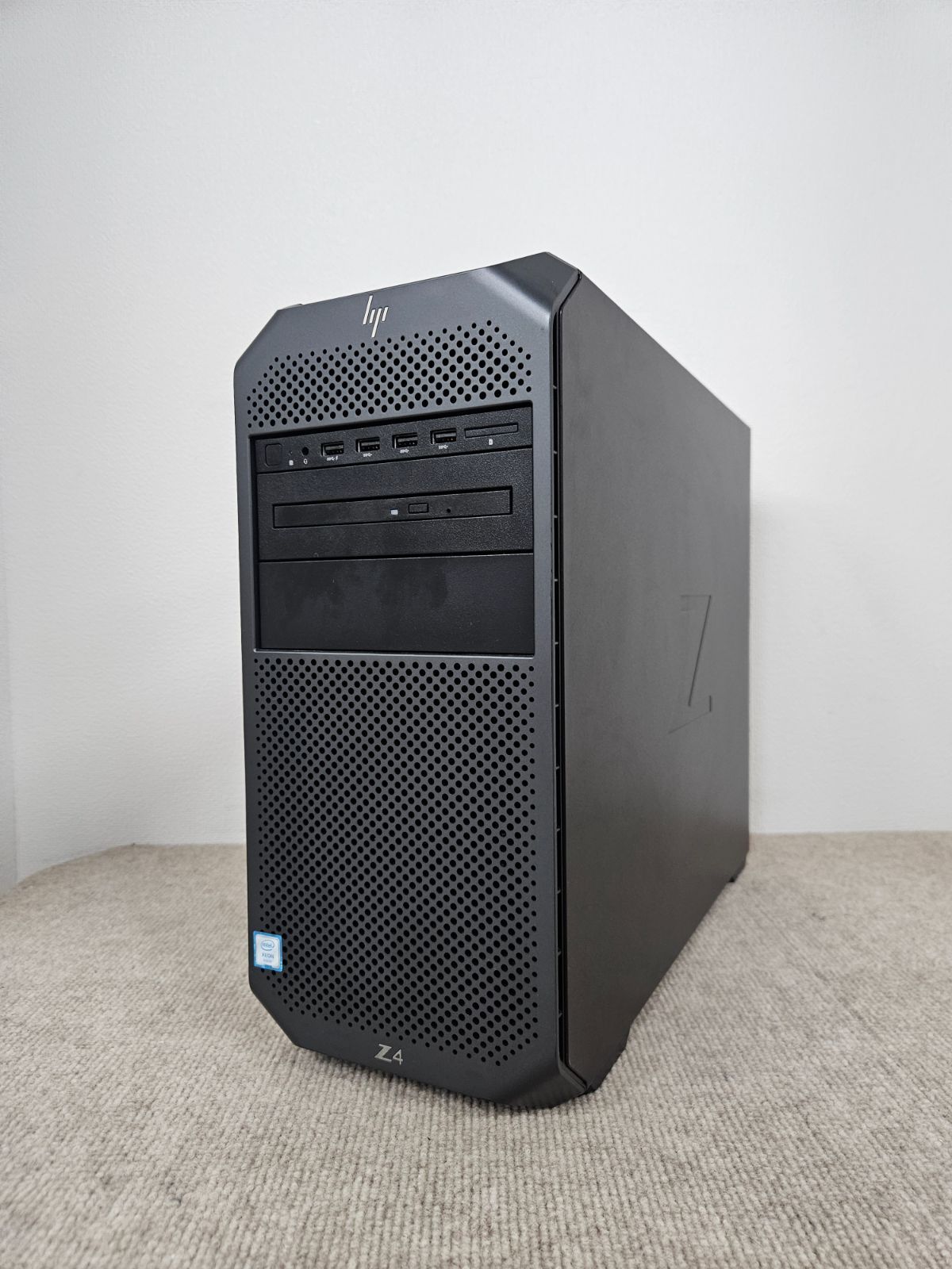 HP Z4 G4 Workstation AI研究 ワークステーション Intel Xeon W-2145 8コア16スレッド 64GBメモリ M.2 SSD 1TB NVIDIA Quadro P4000