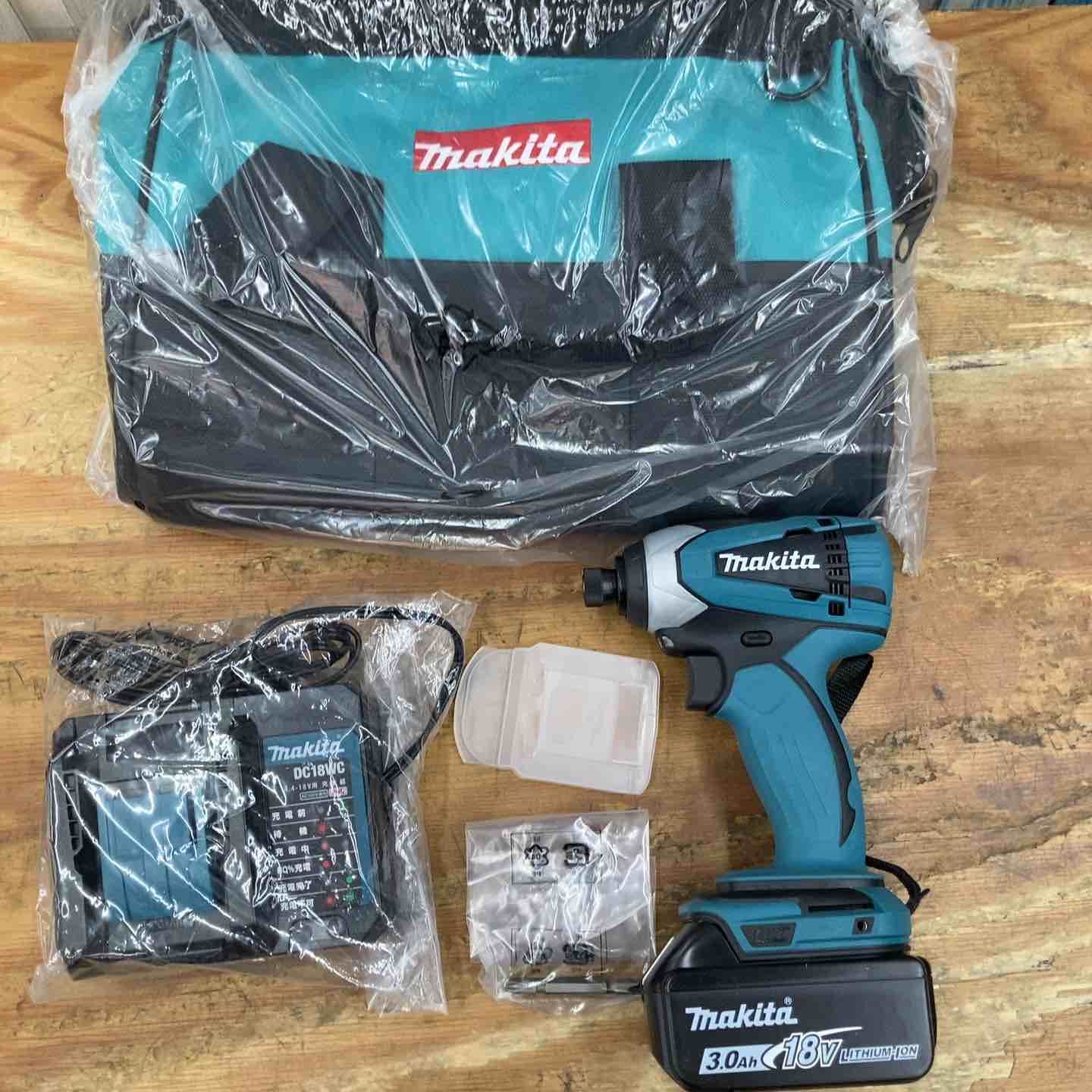 未使用品】マキタ makita 充電式インパクトドライバ TD146DWF