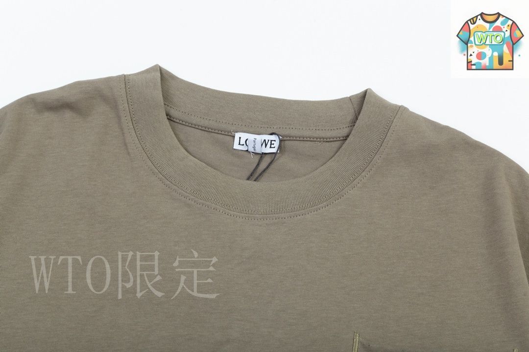 LOEWE エンボスロゴ Tシャツ ブラウン Brown Top with logo Loewe - Кашемировые шарфы loewe