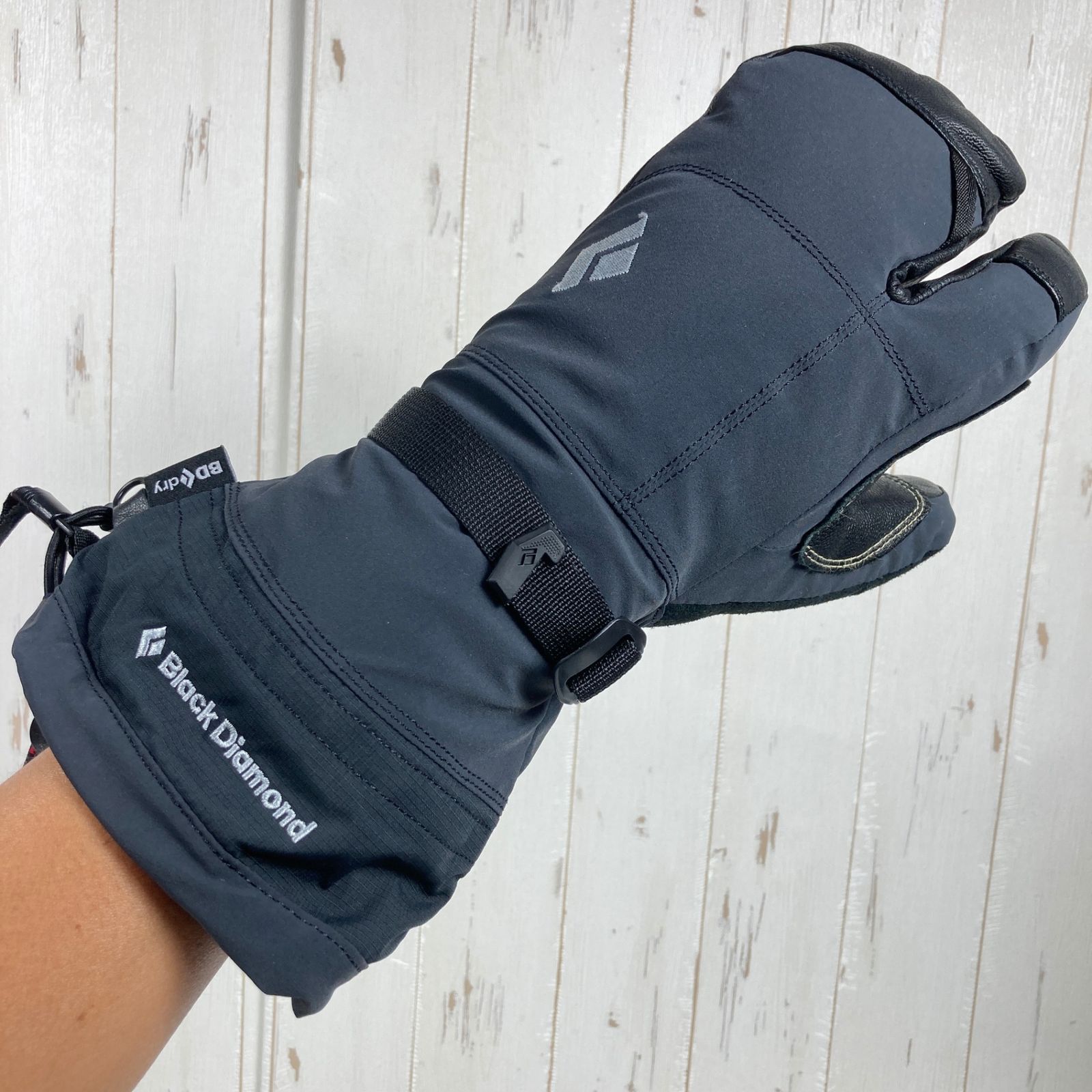 L ブラック系 Black Diamond ブラックダイヤモンド ソロイスト フィンガー グローブ SOLOIST FINGER GLOVES トリガーフィンガー -29℃ ウェア ウェア小物 グローブ 手袋 z000