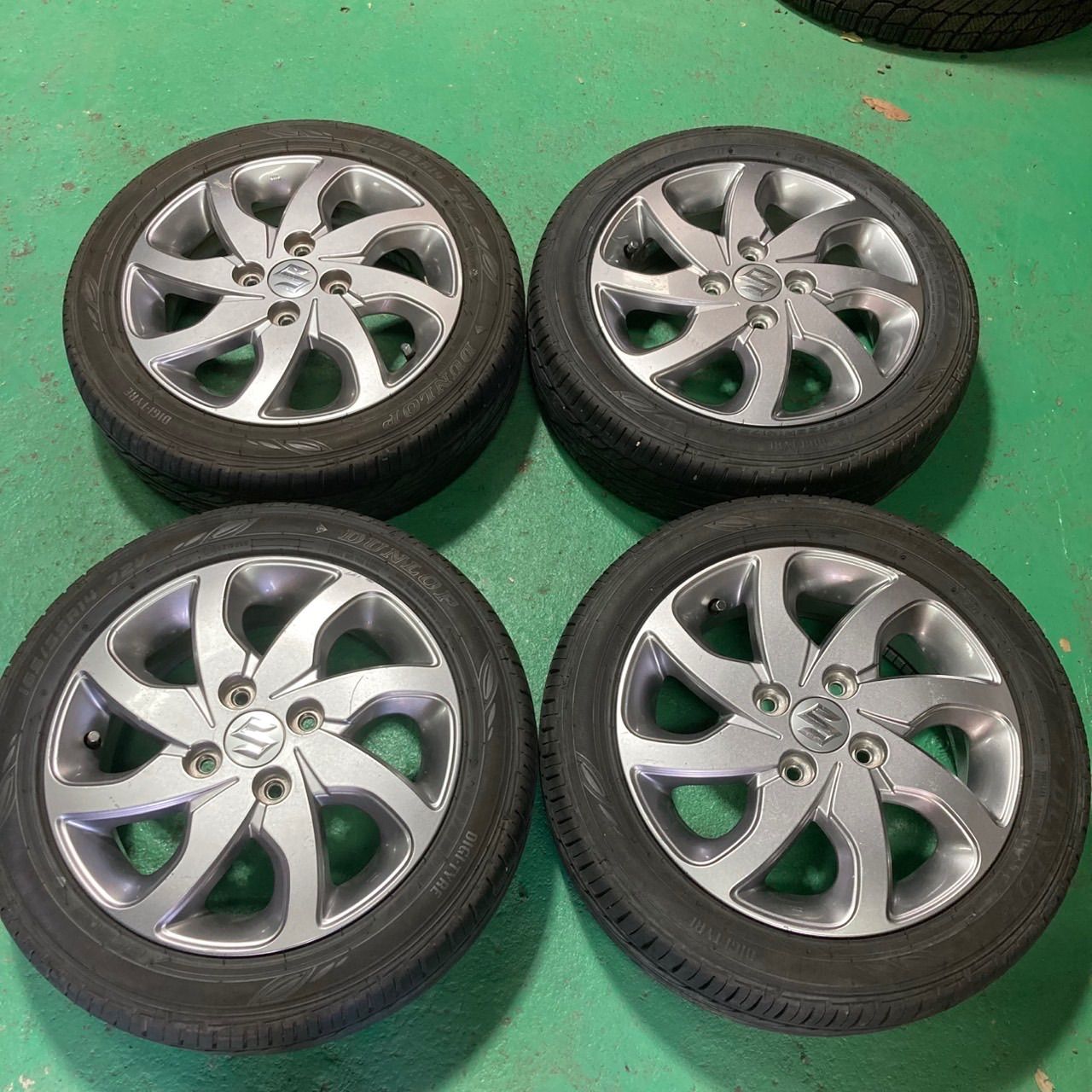 スズキ パレット 純正 14インチ 4.5j +50 PCD100 ダンロップ EC202 165