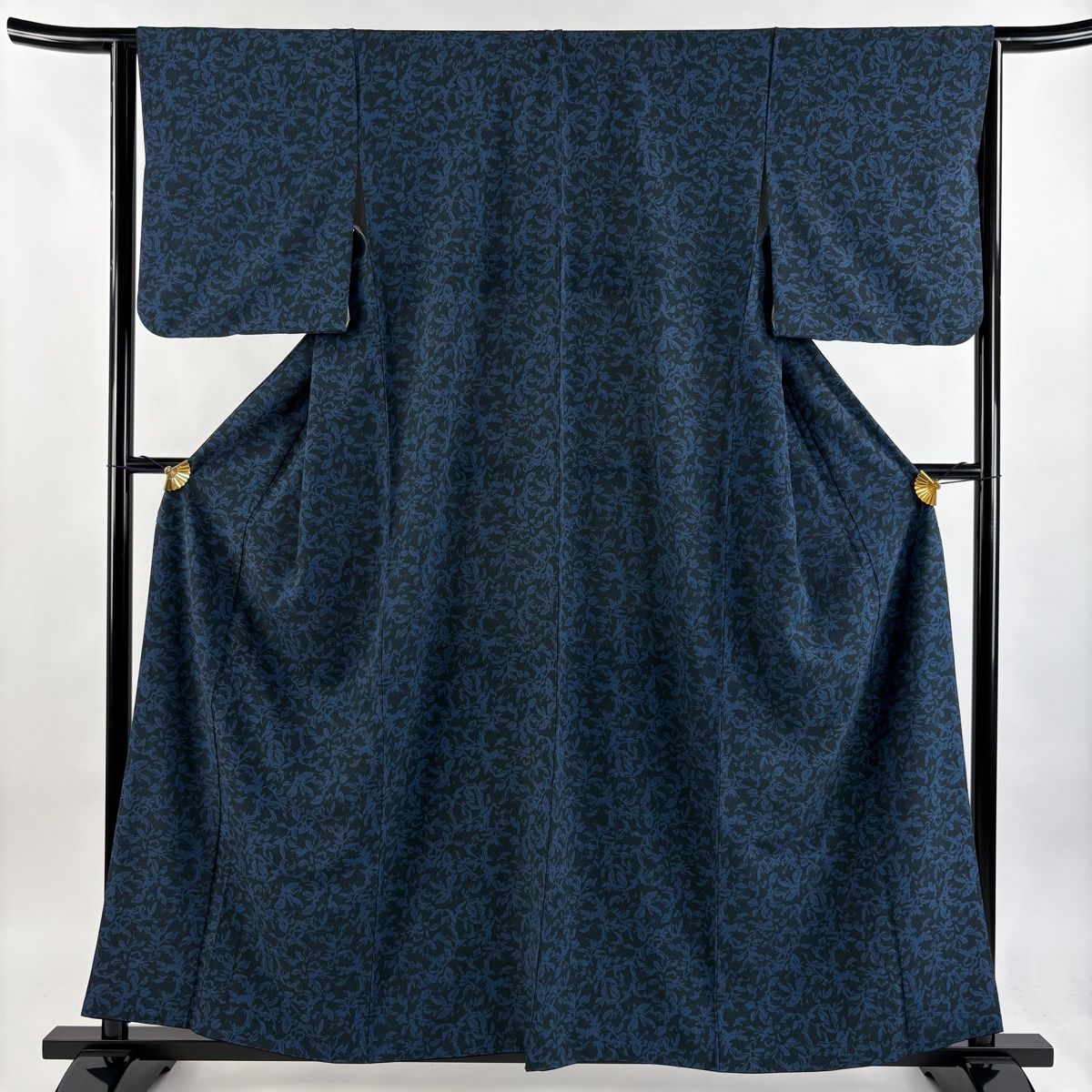 小紋 身丈159cm 裄丈64cm M 袷 英 草花 縮緬 墨色 化繊 秀品