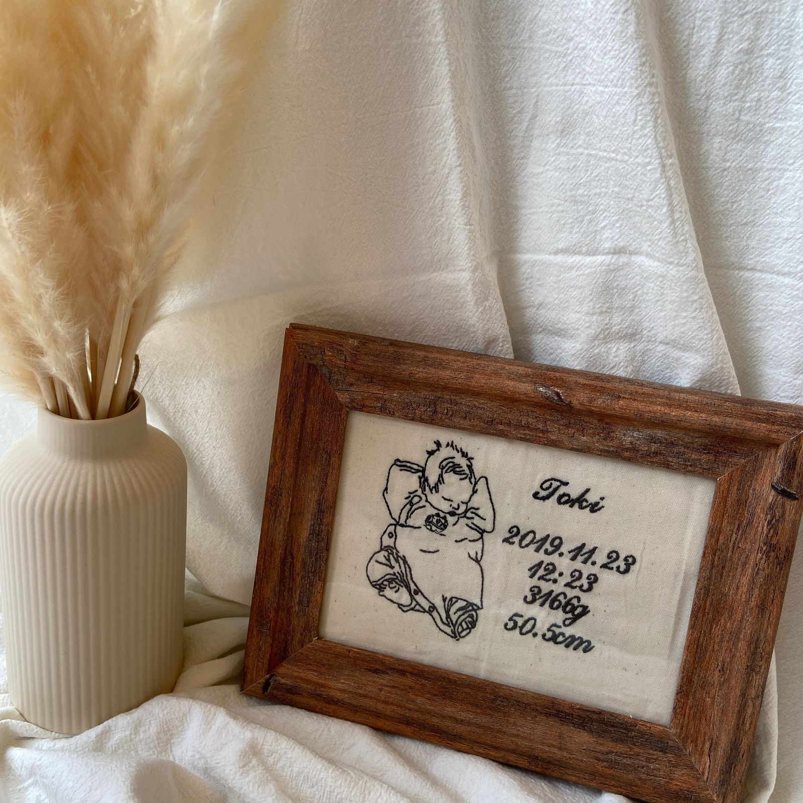 手刺繍のオーダーページですʕ•ᴥ•ʔ♡ ◌ 初めてのオーガンジー刺繍✨ 力加減が難しかったので、慣れて