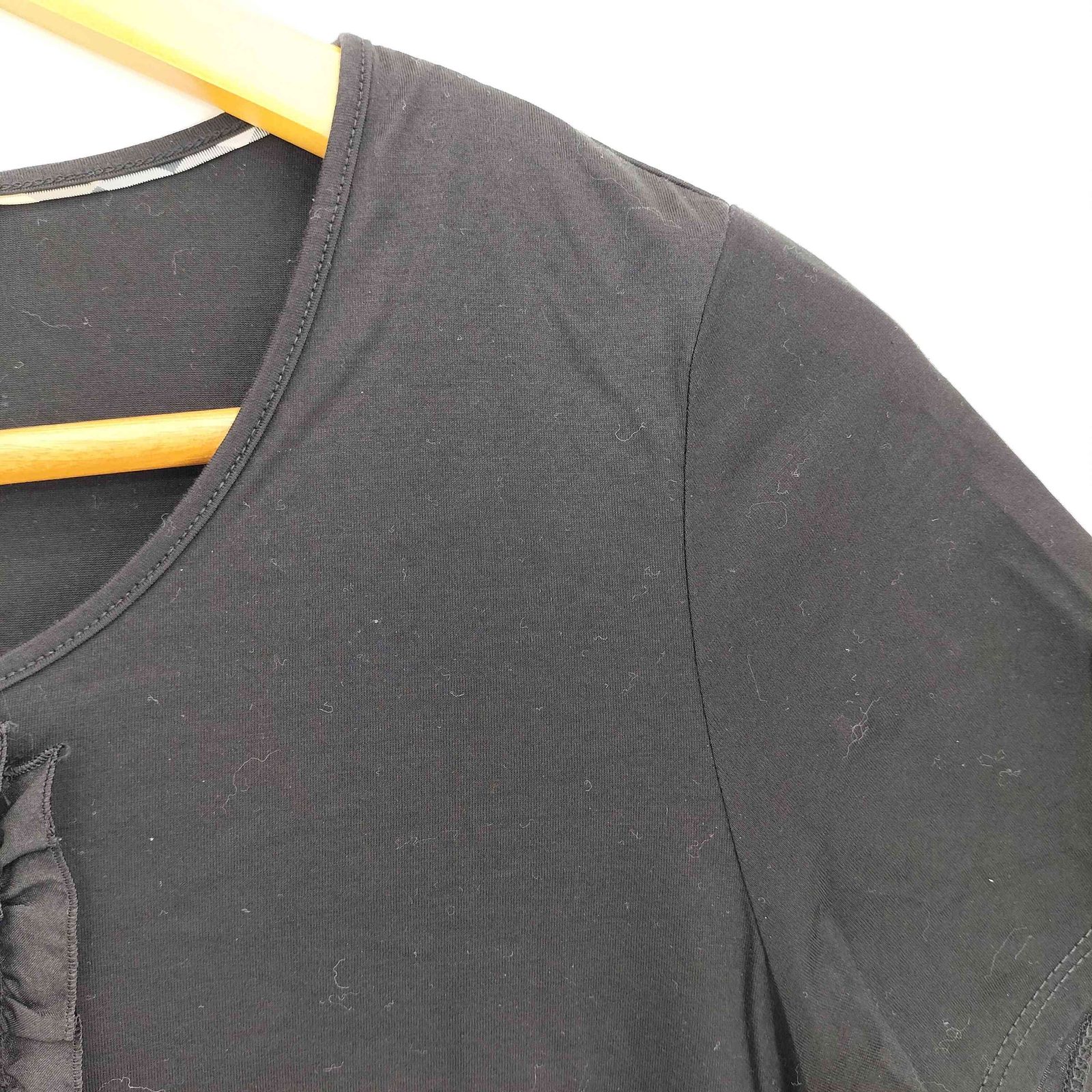BURBERRY LONDON(バーバリーロンドン) フリル ヘンリーネック Tシャツ レディース  2 中古 古着 0246 バーバリーロンドン BURBERRY LONDON フリル ヘンリーネック T
