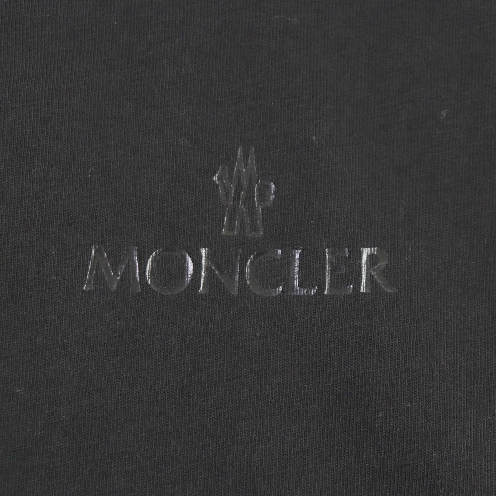 クローバー様有難う御座います】極美品 MONCLER ラバーワッペン ロゴ