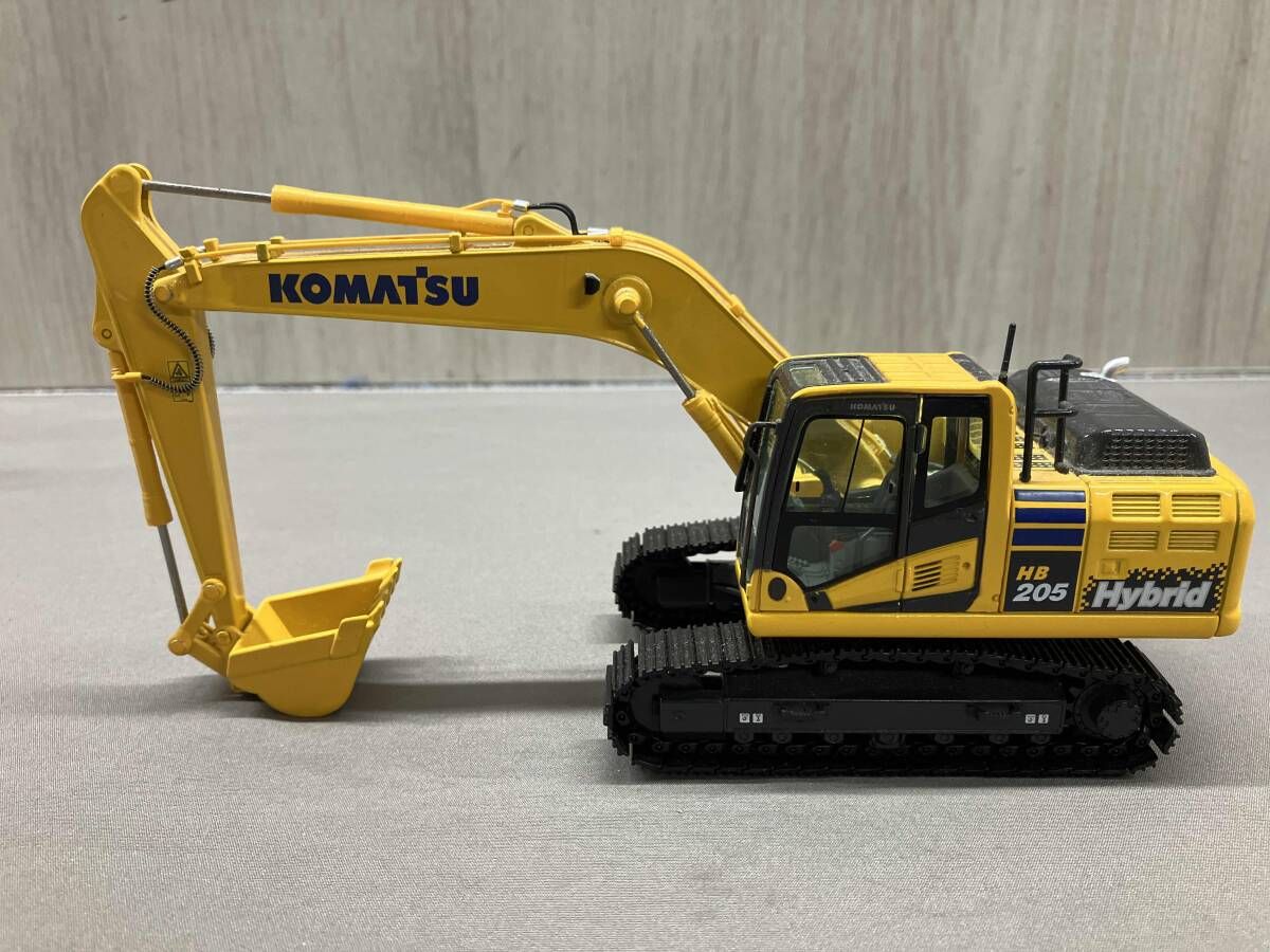 1:50 KOMATSU HB205-2 Hybrid Excavator ショベル 1:50 KOMATSU HB205