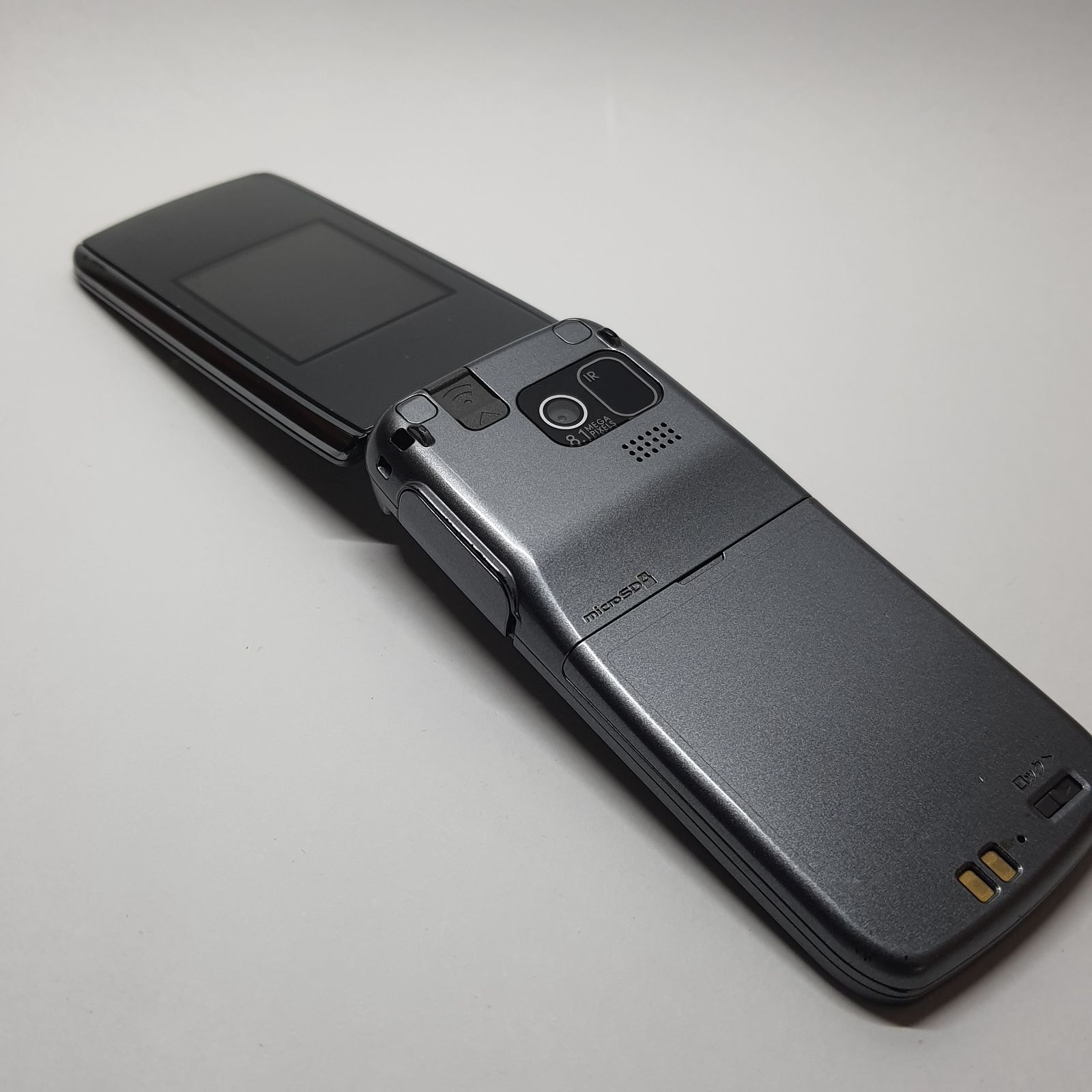 本体のみ　DOCOMO F-01M 4Gガラホ らくらくホン DOCOMO F-09B 3G らくらくホン7 ガラケー - メルカリ
