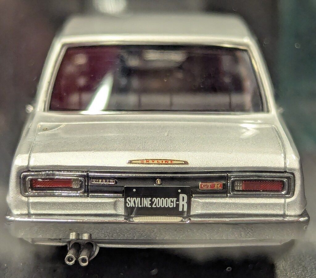 ignition model 1/43 Nissan Skyline 2000 GT-R (PGC10) Silver 1970