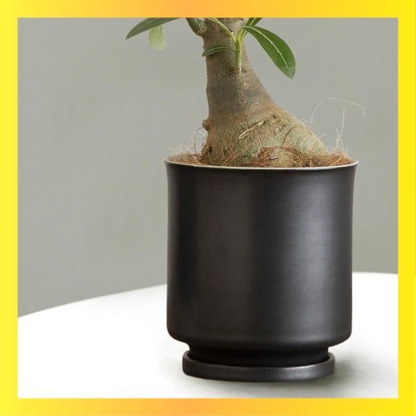 新品送料無料ブラック Leaf88 日本製 植木鉢 受け皿付 10.5x11.5cm 3.5号 波佐見焼 (黒)