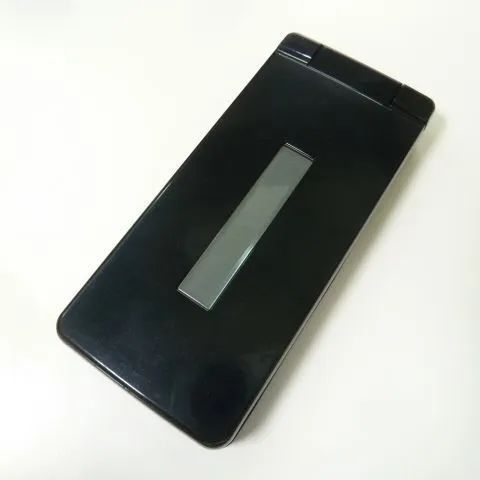 アズーゼン様 AQUOS ケータイ SH-02L ブラック docomo SIMロック解除済