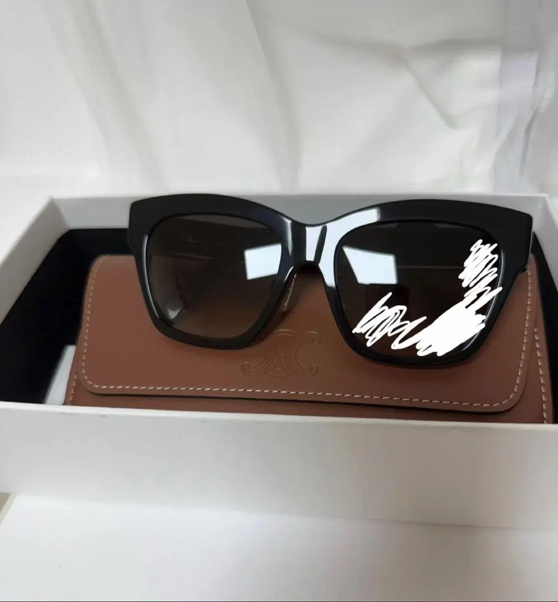 CELINE セリーヌ トリオンフ09 サングラス CELINE セリーヌ サングラス TRIOMPHE 09 ブラック レディース
