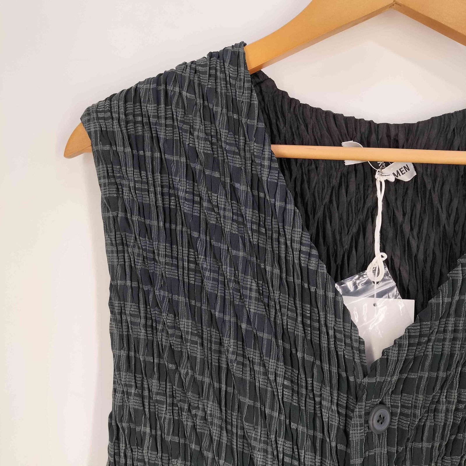 最高峰銀タグ✨　プリーツベスト　ISSEY MIYAKE MEN　イッセイミヤケ イッセイミヤケメン ISSEY MIYAKE MEN 99SS 銀タグ チェック