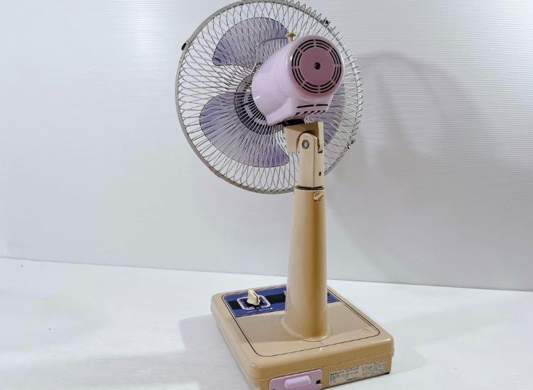 昭和レトロ】サンヨー・SANYO・扇風機 - メルカリ