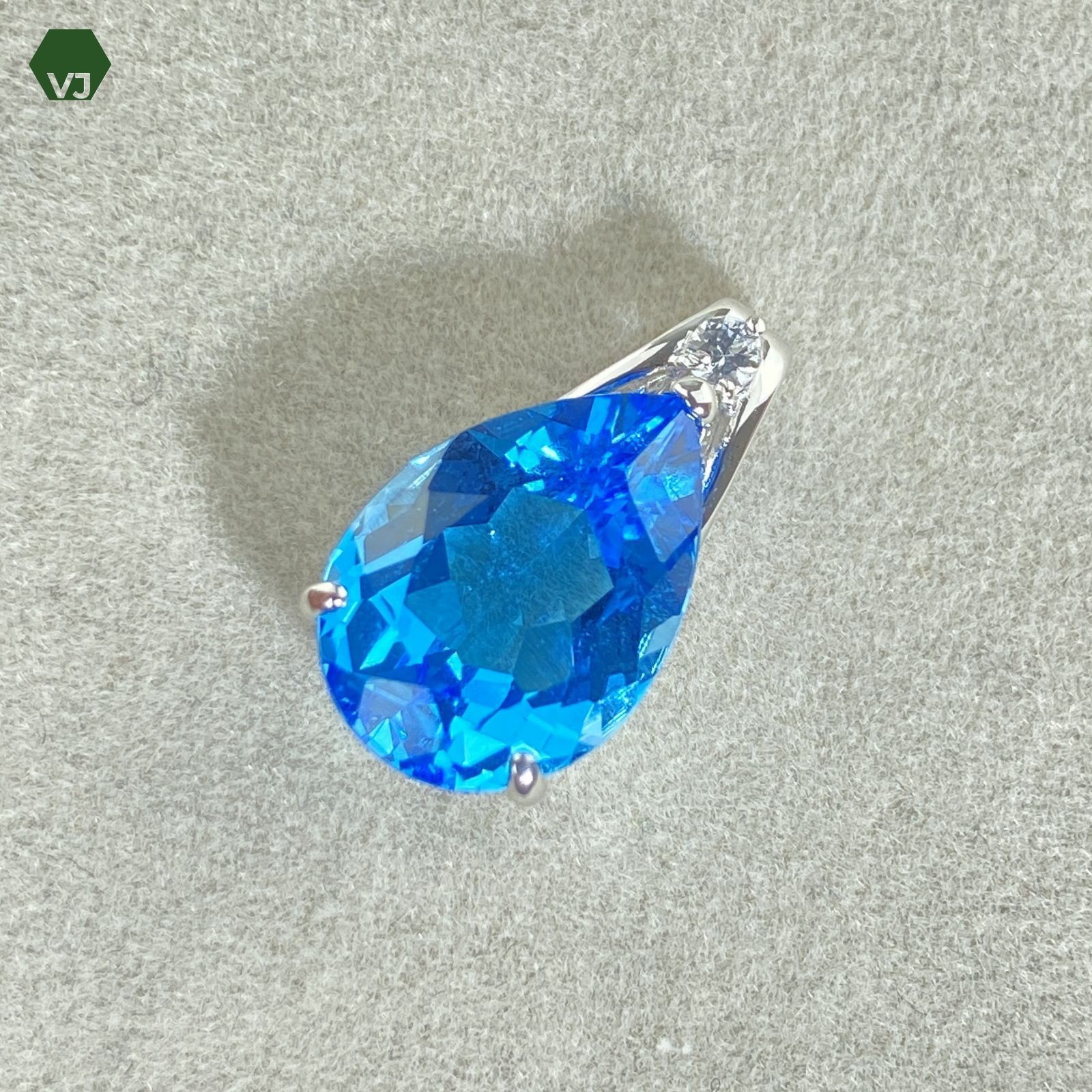 24-16】ブルートパーズ ホワイトサファイア ペンダントトップ 6.17ct 