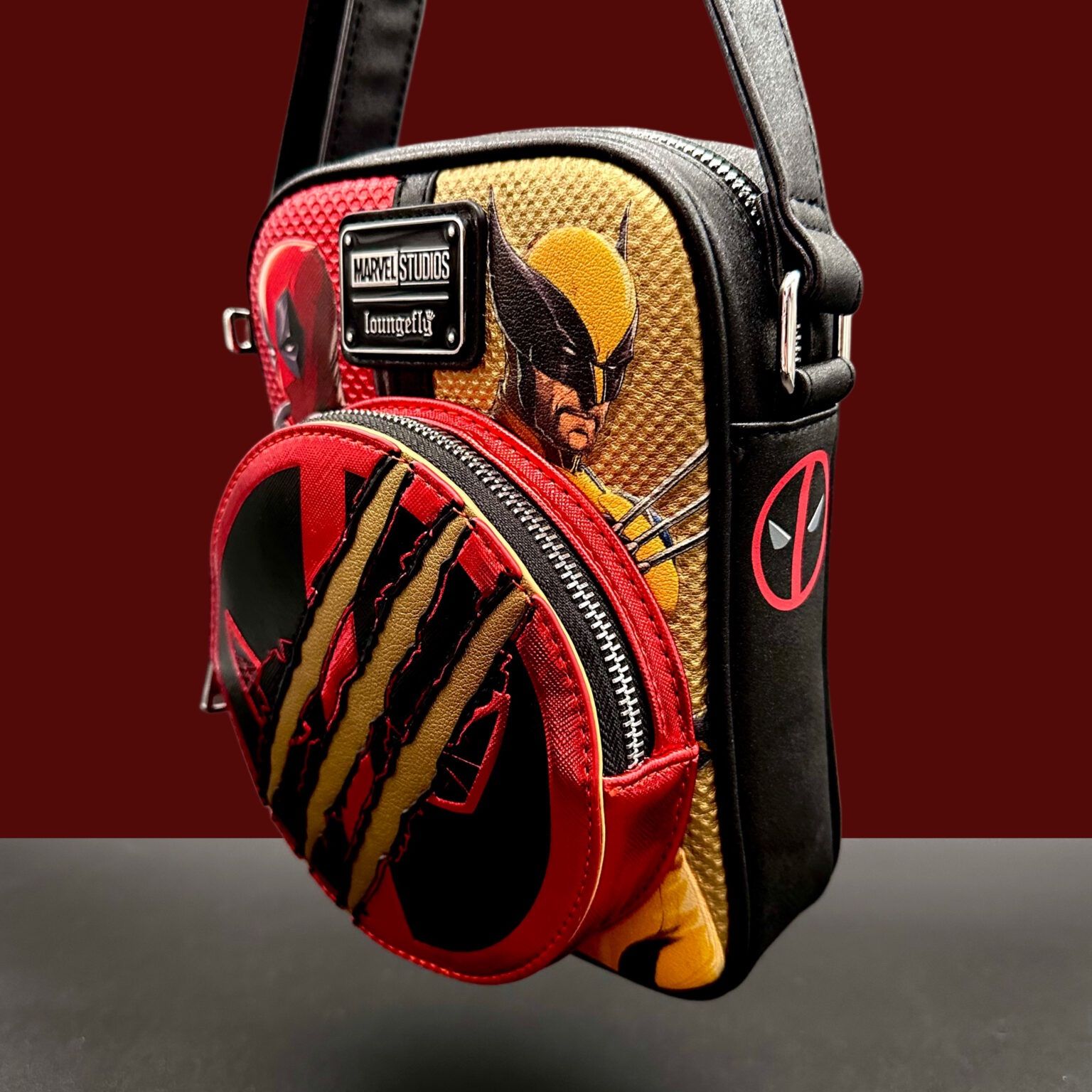 ラウンジフライ アメリカ 日本未発売 MVBK0278 Loungefly Backpack Marvel: Ant-Man Cosplay Backbac マーベル ラウンジフライ アイアンマン ＰＯＰ！ ライトアップ機能付き