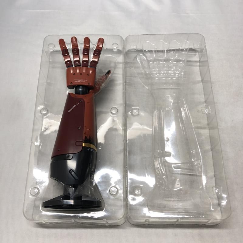 中古】METAL GEAR SOLID V ヴェノム・スネーク バイオニックアーム 1/2