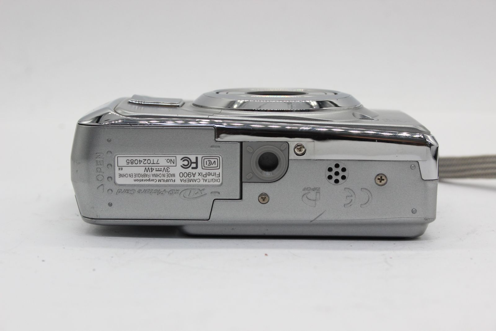 返品保証】 【便利な単三電池で使用可】フジフィルム Fujifilm Finepix 