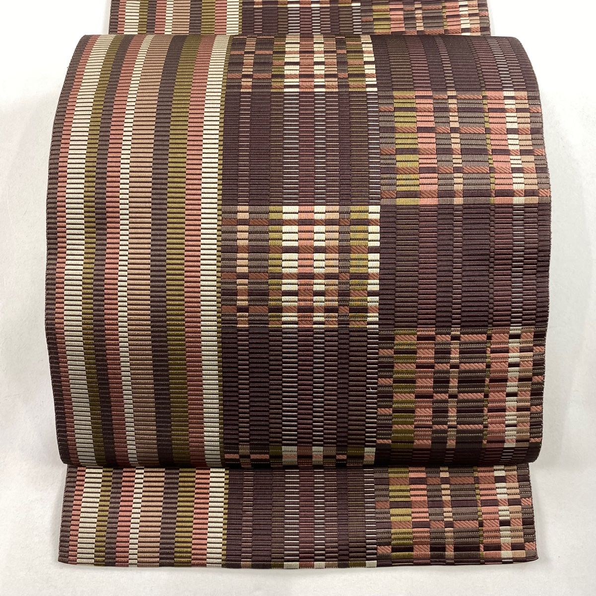 名古屋帯 秀品 八寸名古屋帯 松葉仕立て 幾何学模様 縞 小豆色 正絹