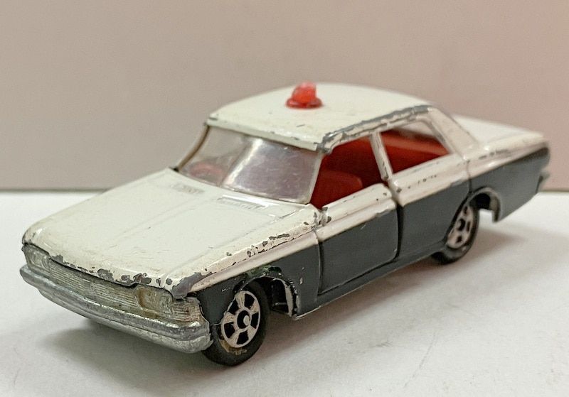 トミカ 黒箱 日本製 クラウン パトロールカー トミー トミカ黒箱日本製 クラウン パトロールカー 4-1 クラウン