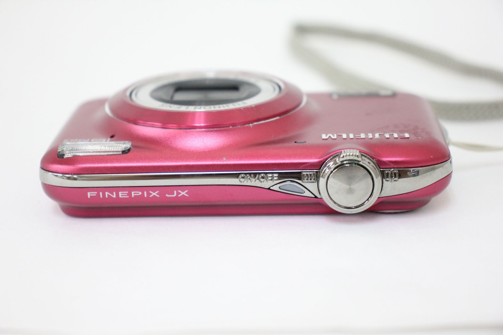 FUJIFILM コンパクトデジタルカメラ FINEPIX JX400 レッド Amazon | FUJIFILM デジタルカメラ FinePix JX400 レッド FX