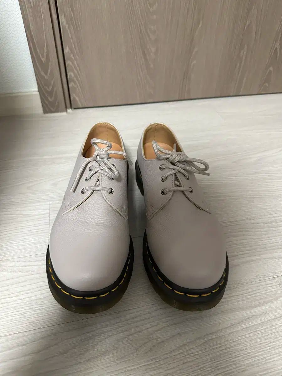 DR. MARTENS ドクターマーチン 1461 3 笏 バージニア ヴィンテージ トープ 250