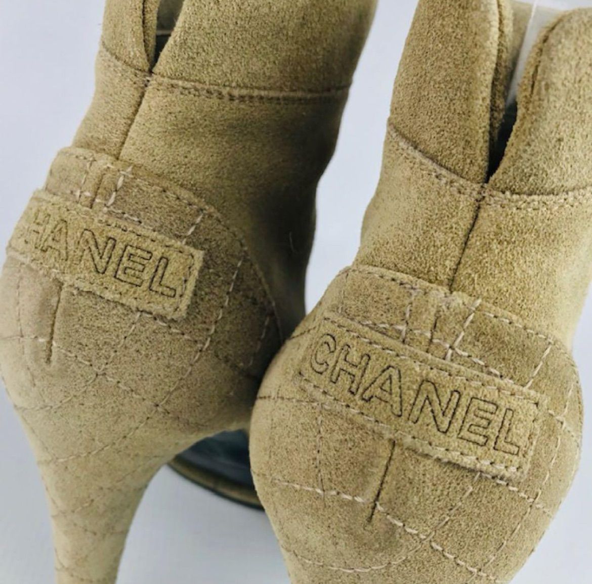 CHANEL☆シャネル・レディース スエードレザー アイコンロゴ CHANEL☆シャネル・レディース スエードレザー アイコンロゴ