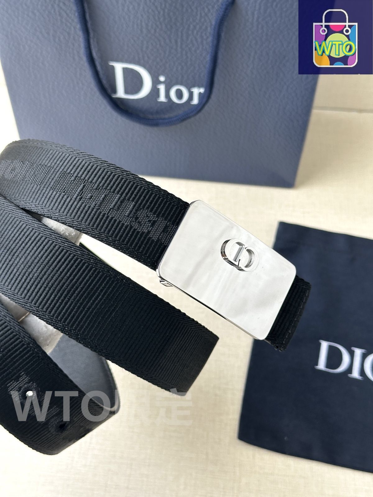 今日WTO】Dior CD Icon メタルベルトバックル-1-VQT36 - メルカリ