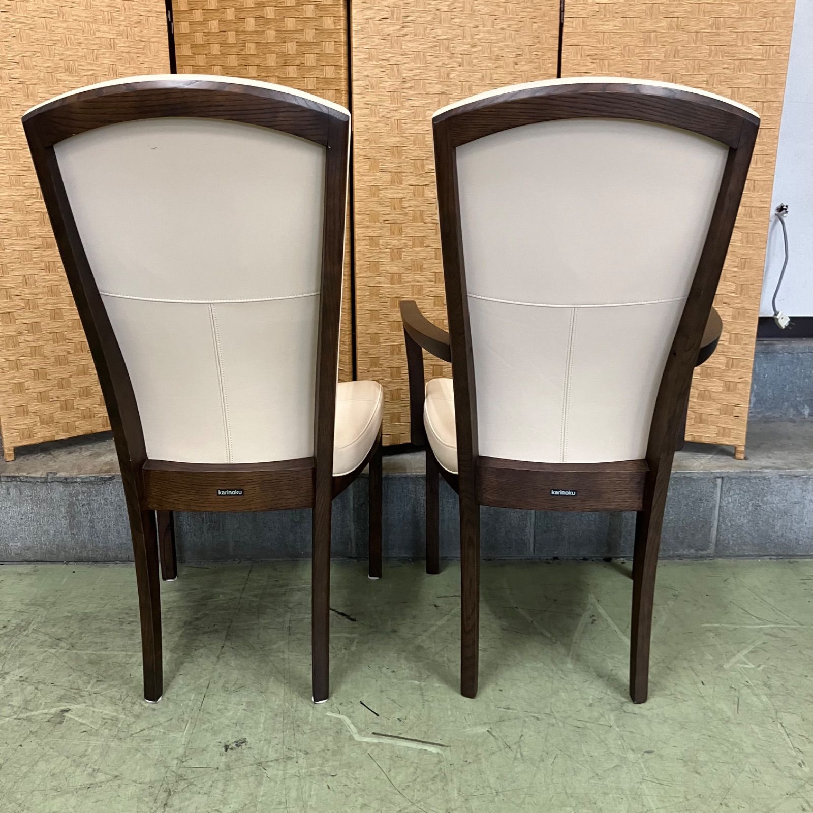 【直接引き取り価格】カリモク　椅子　2脚　家具 現地引渡】ダイニングチェア カリモク 2脚 B2-① - メルカリ