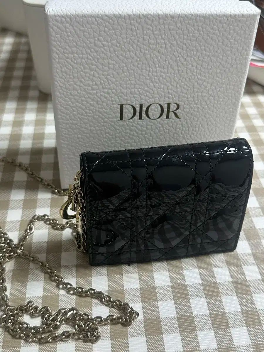Dior ディオール アコーディオン クロス チェーン カードウォレット
