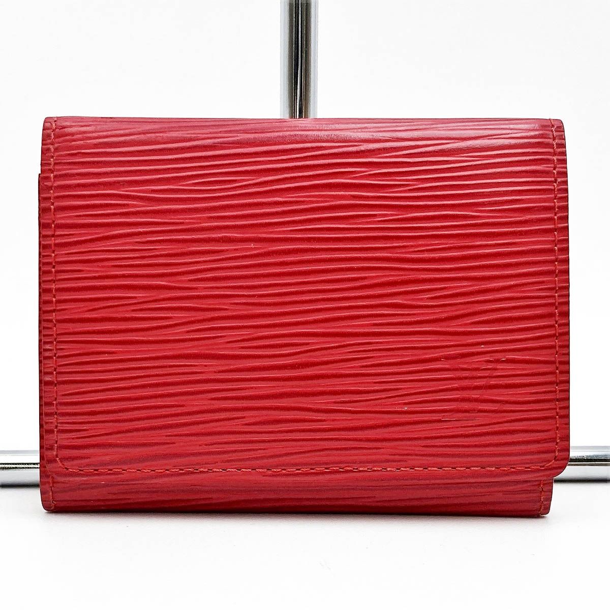 ルイヴィトン エピ ルージュ アンヴェロップ カルト ドゥ 赤 M5658E