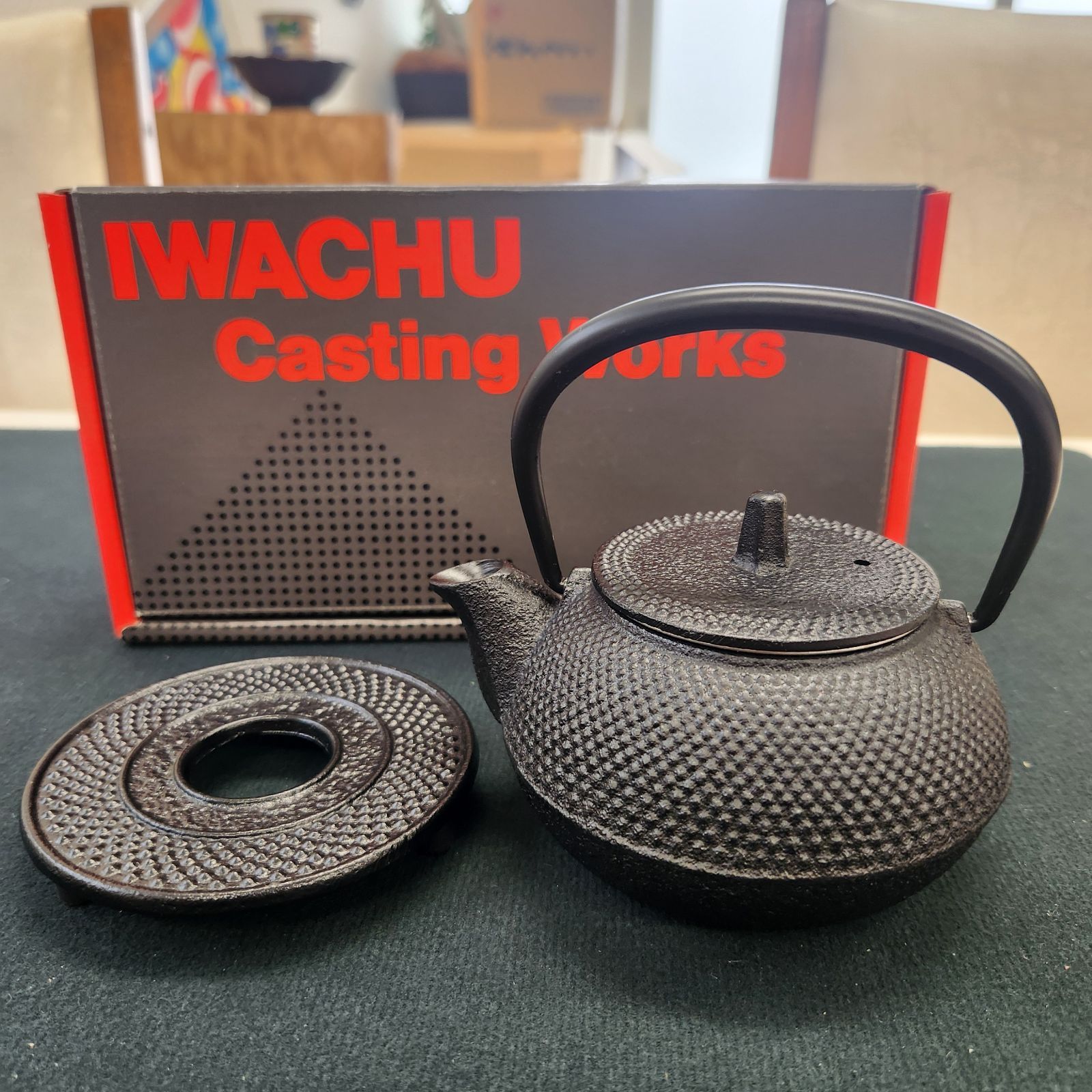 鋳鉄製ドラゴン彫刻鉄瓶龍文堂中古品