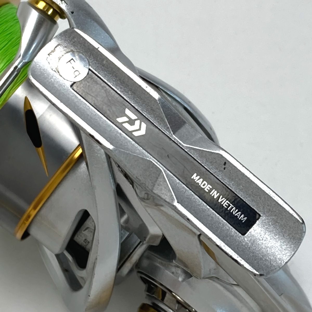 ダイワ(DAIWA) スピニングリール 21FREAMS（フリームス） LT4000-CXH 