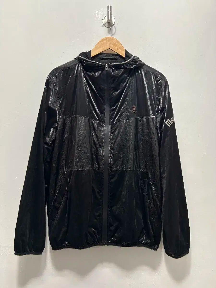 LL マークアンドロナ 日本 販売用 マスターバニーエディション ブラック ウィンドブレーカー フード ジャケット