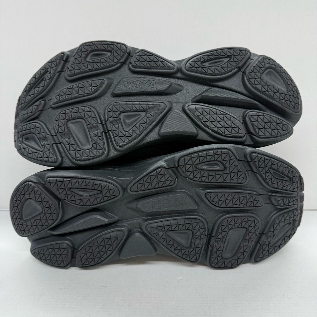 未使用 HOKA ONEONE BONDI 8 BLACK 9.5D 27.5cm 1123202-BBLC ホカ 