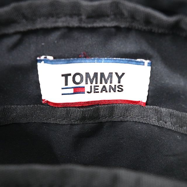 TOMMY JEANS ショルダーバッグ ブラック ポリエステル フラッグロゴ コンパクト スポーティ ポシェット AM0AM04315