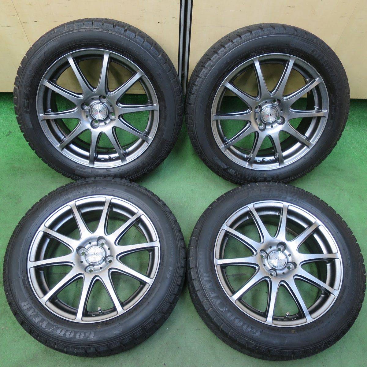 バリ溝 キレイ 9.5分 LOXARNY SPORT 195 55R16 スタッドレス グッドイヤー アイスナビ7 ロクサーニ スポーツ 16インチ PCD100 4H 5092602イス