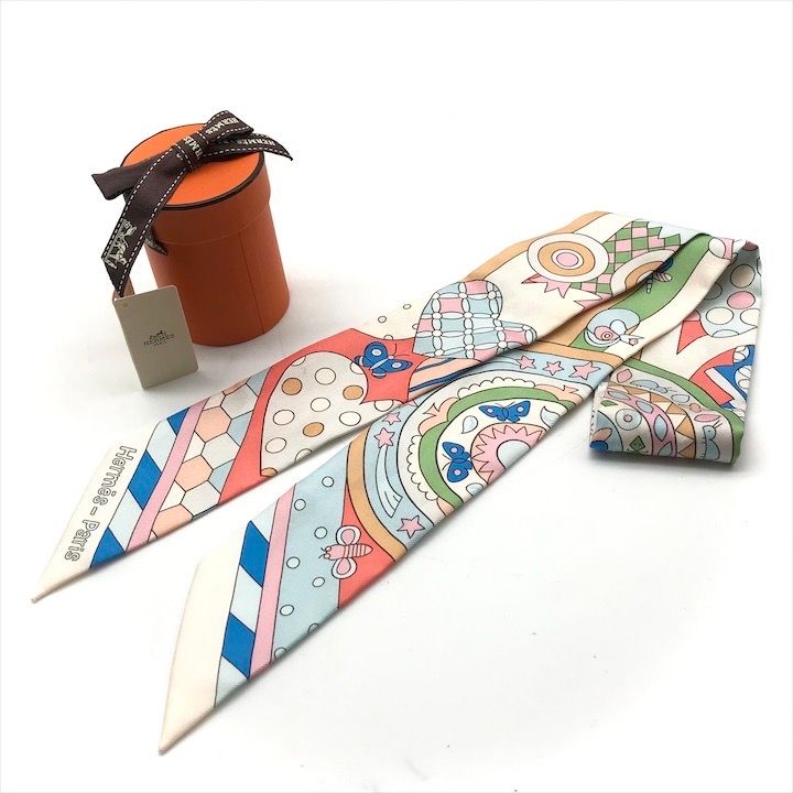 エルメス　ツイリー 森のささやき フクロウ 超美品【HERMES】エルメス ツイリー 森のささやき HERMES ♡ ツイリー