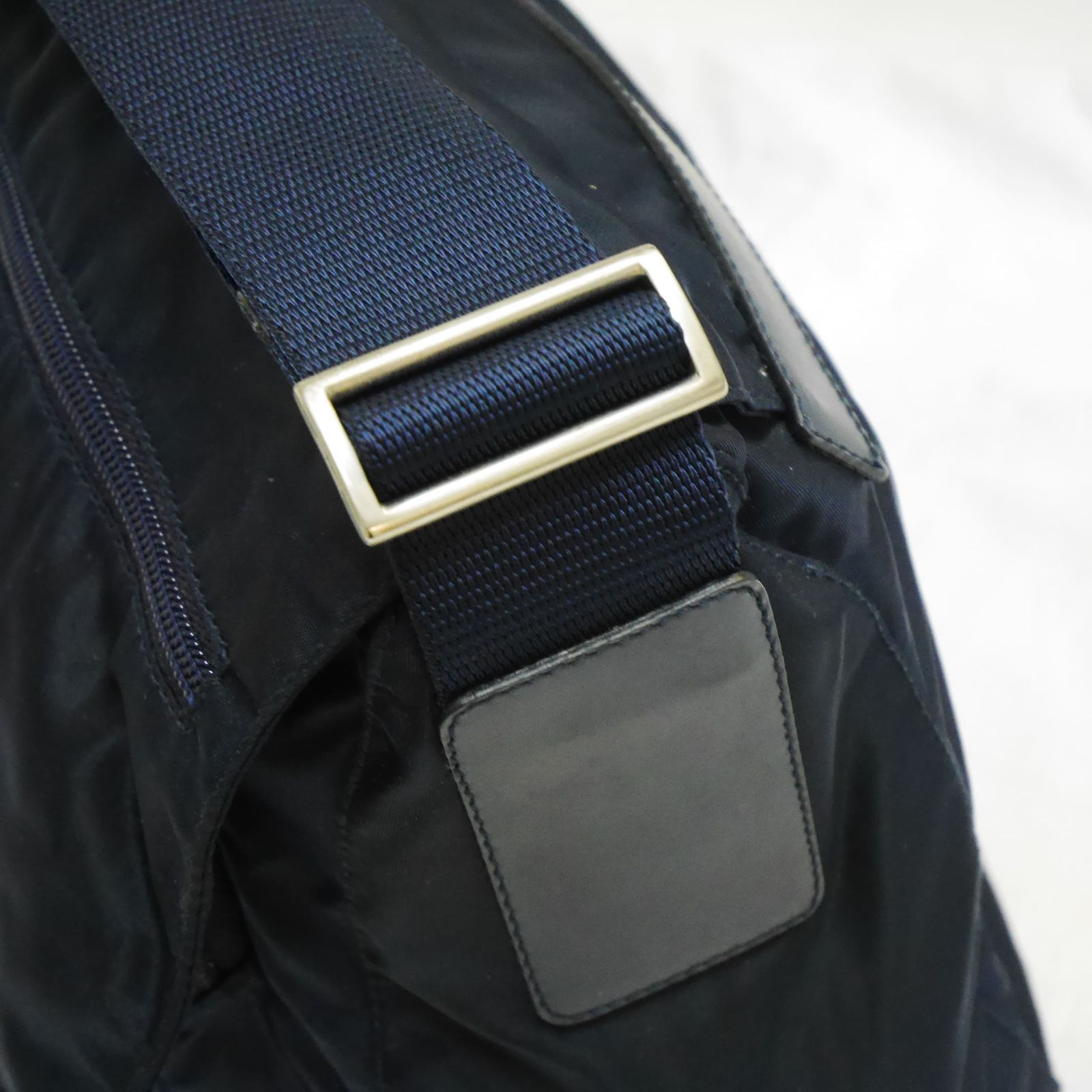 PRADA プラダ B6671 VELA NAVY メッセンジャーショルダーバッグ