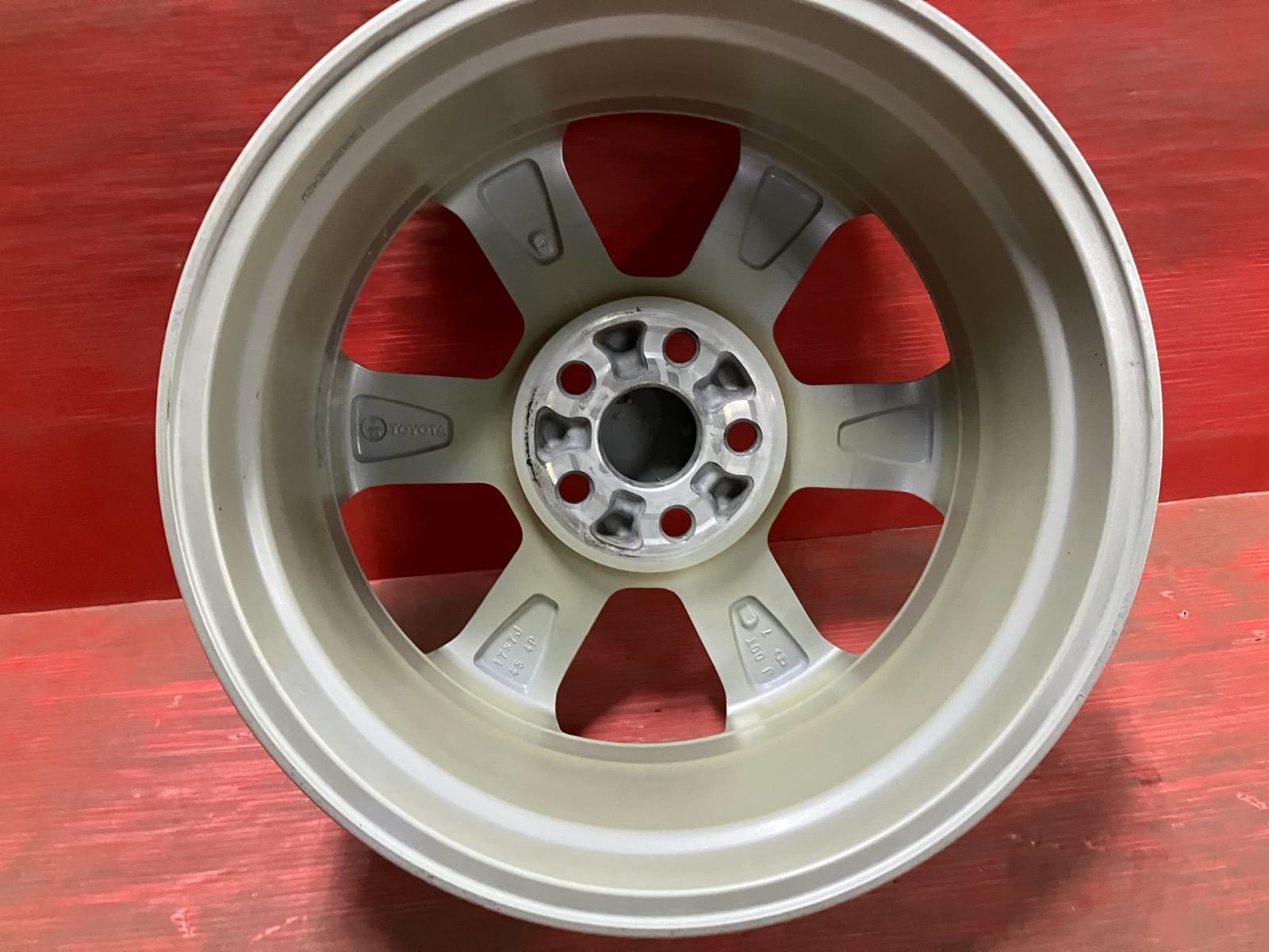 ホイール 17x7.0
