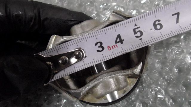 CB400SF VTEC REVO NC42-1010xxx の ピストン 2 1760582788 BRIGHTFACE_UK