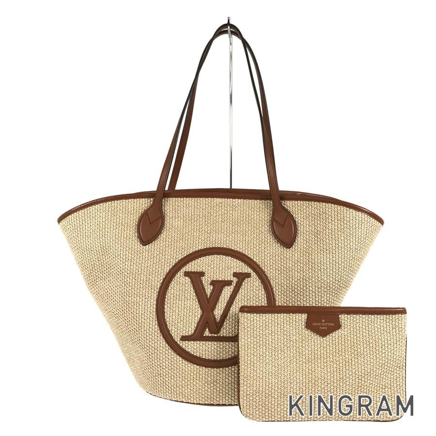 LOUIS VUITTON トートバッグ カーメル トートバッグ ベージュ ルイヴィトン サック・カーメル エレガントLouis ルイ・ヴィトン春の色はキャラメル色。上質なカーフレザーで LOUIS VUITTON トートバッグ カーメル トートバッグ ベージュ ルイヴィトン サック・カーメル エレガントLouis ルイ・ヴィトン春の色はキャラメル色。上質なカーフレザーで