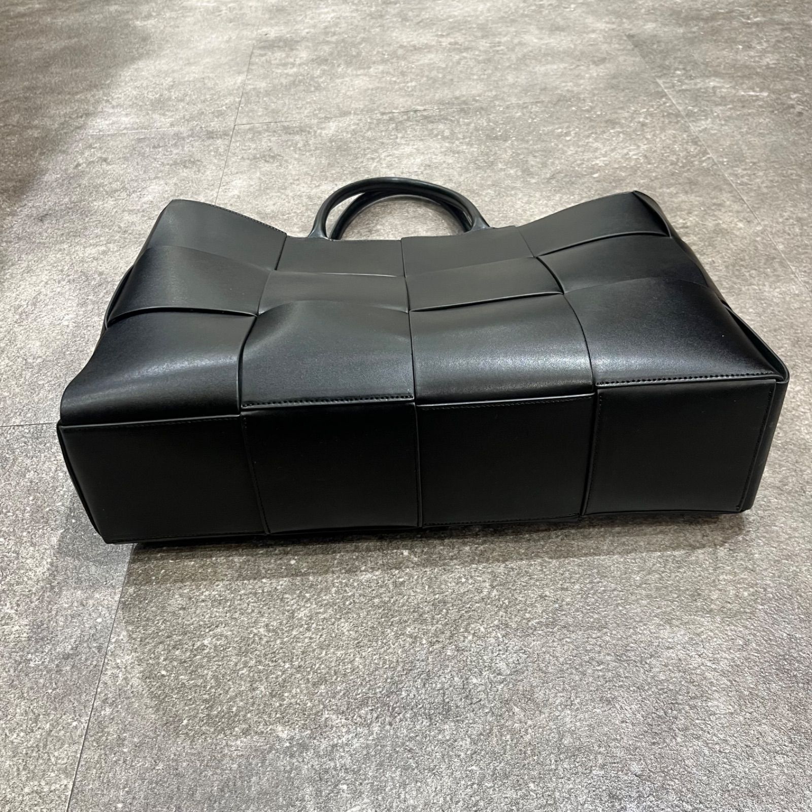 上代638000円 BOTTEGA VENETA ラージアルコトートバッグ マキシ