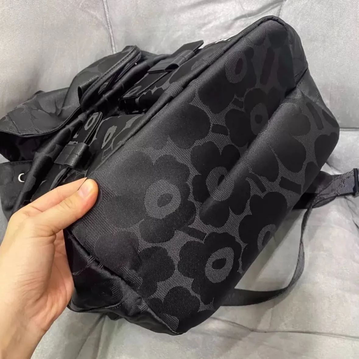 マリメッコ  Marimekko Everything Backpack Unikko 花柄 リュック バックパック L