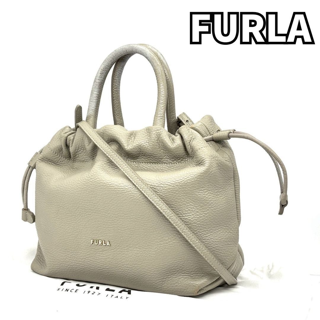 しなやかに日常格上げ】 FURLA フルラ エッセンシャル