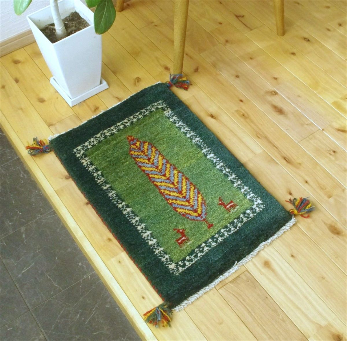 ペルシャ ギャッベ 玄関マット小 59x40cm 緑色 黄緑色 糸杉 NN19402s