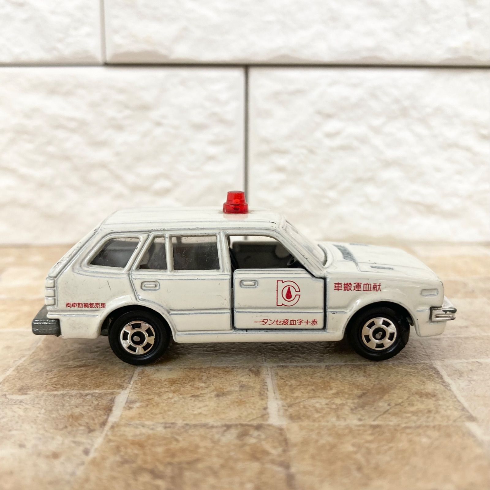 トミカ 日本製 No.34 ホンダ シビック カントリー 献血運搬車