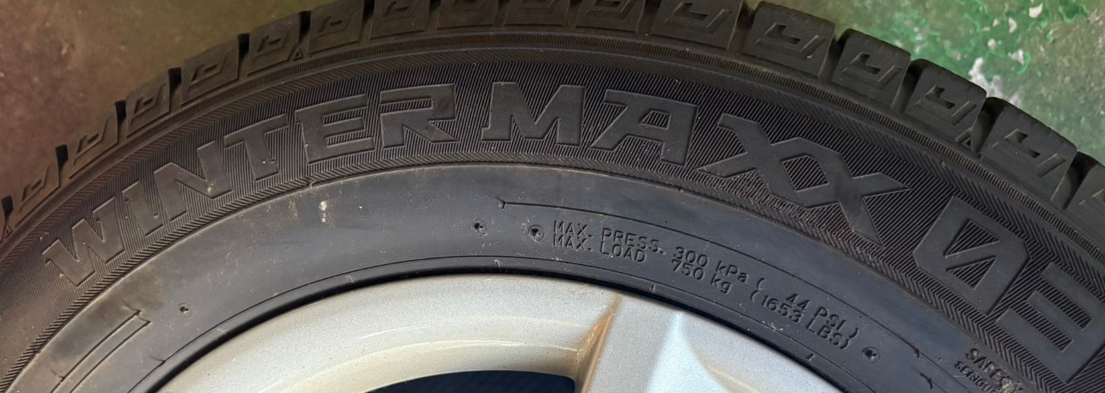 アウディ A6 4G 純正 16インチ ホイール4本 7.5J 37 PCD112 ハブ径約66 DUNLOP 225 60R16 2021年 No.659 TRITUETUBI_COM