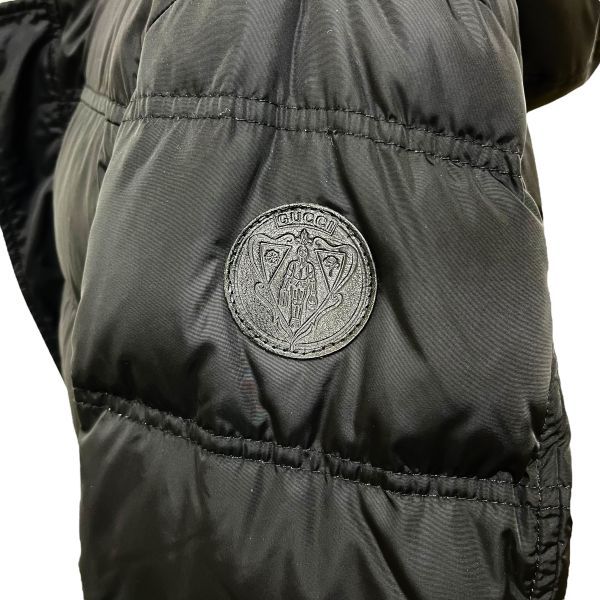 ○□ グッチ GUCCI ダウンジャケット ロゴ ワッペン 裏地GG柄 黒 46 M 